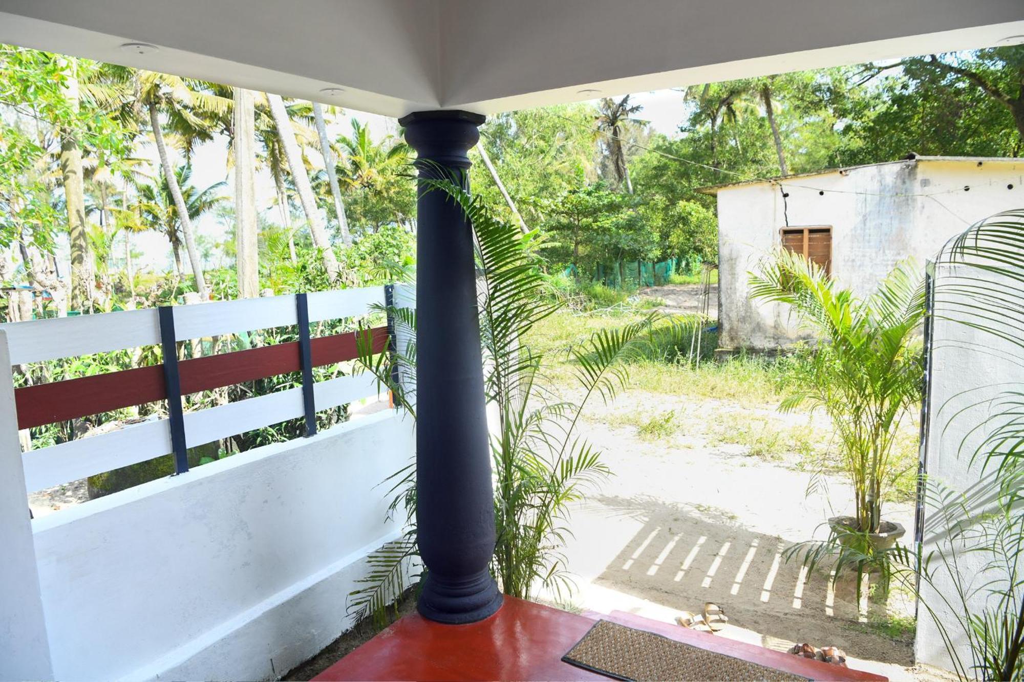 Shoreline Marari Beach Villa At Golden Beach Mararikulam Alappuzha Kültér fotó